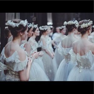 Meet your Posher, Elizabeth